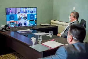 Ra�l Jalil se mostr� a favor de una mayor apertura de actividades, pero sin �apresurarse�