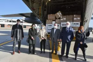 El ministro de Salud de la Naci�n lleg� a Catamarca y entreg� insumos