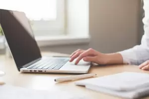 Cmo gestionar el prstamo para docentes para la adquisicin de PC