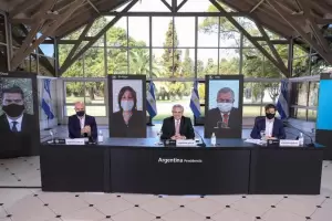 Tras el pico de muertes, el Gobierno anuncia la nueva etapa de la cuarentena