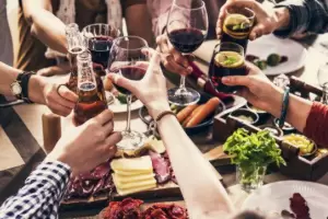 Quedan suspendidas las reuniones sociales en Catamarca