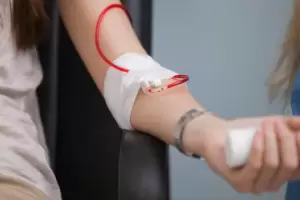 Solicitan donantes de sangre para una mujer de 71 aos