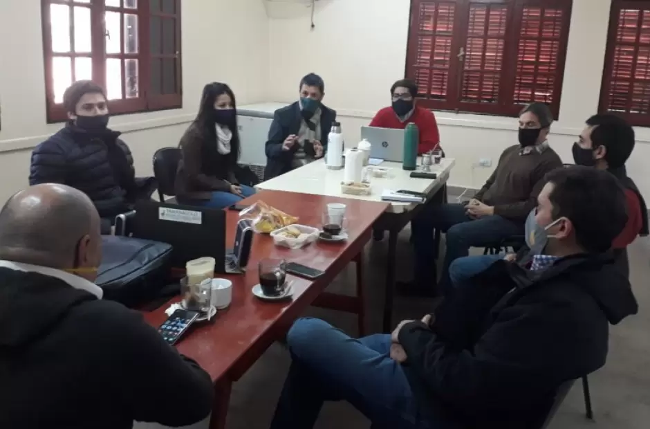 El Gobierno trabaja en la puesta en funcionamiento del Polo Av�cola.