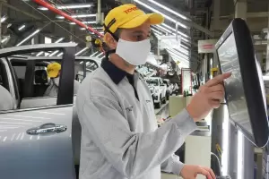 La economa cay 12,3% anual en junio, pero avanz 7,4% desde mayo