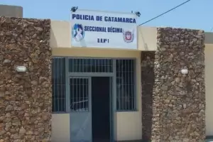 Buscan a una mujer que, a punta de cuchillo, le rob a un septuagenario en la Costanera