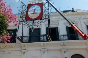 El Escudo Provincial regres a la Casa de Gobierno