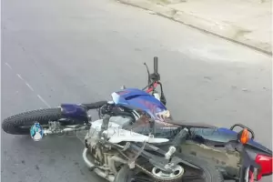 Motociclista lesionado en un accidente de trnsito