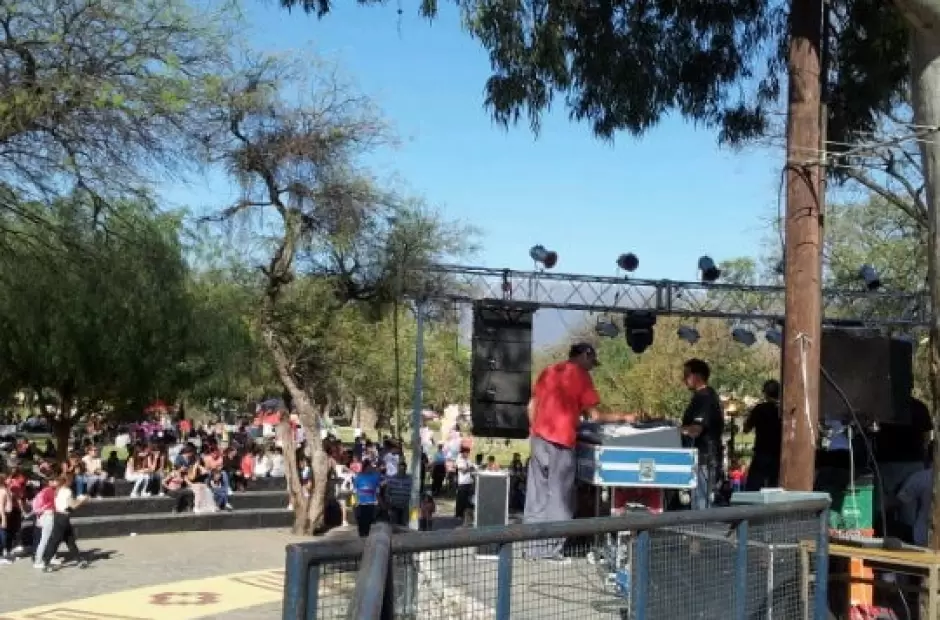 En la Plaza del Aborigen, no habr festejos.