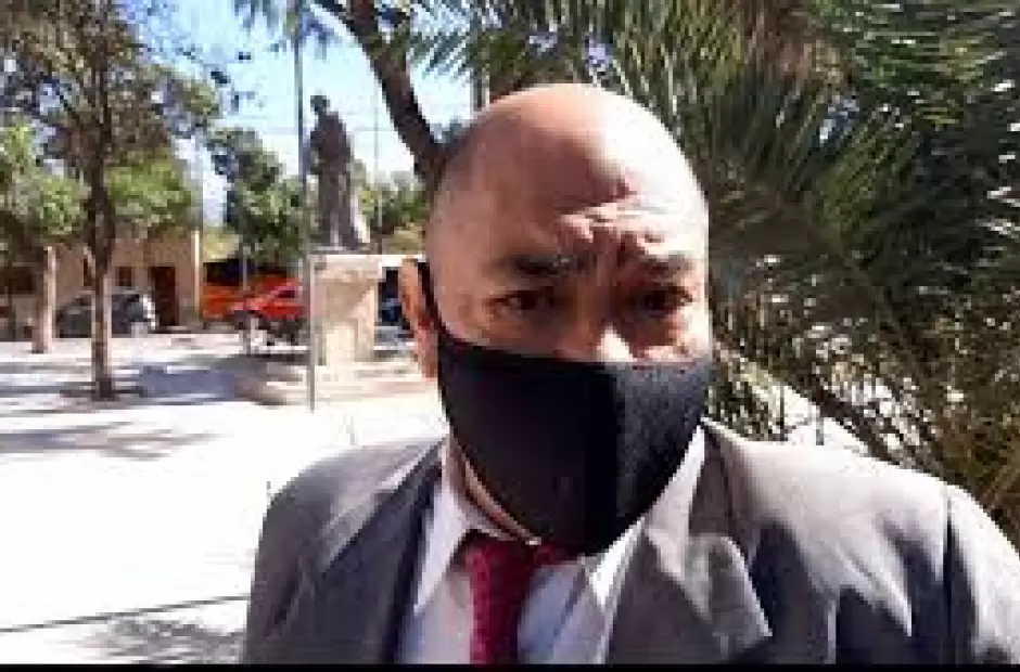 Dr. Orlando del Se�or Barrientos.