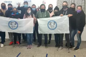 Lanzan la Agrupaci�n �27 de octubre� en Pacl�n