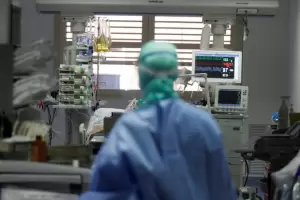 R�cord de contagios en Argentina: 12.026 nuevos casos y 245 muertes