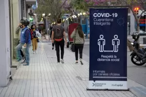 Se�alan un leve aumento de casos sin un nexo epidemiol�gico y reafirman la circulaci�n comunitaria en la Capital