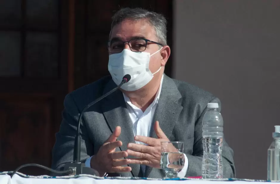 Jalil se mostr� en contra de aislar en hoteles a los contagiados.