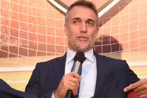 Gabriel Batistuta se meti en el debate sobre la meritocracia y se pregunt si fue un "idiota"