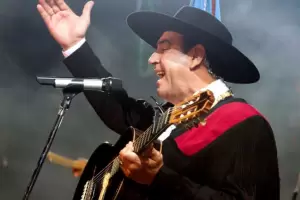 El Chaqueo Palavecino recibi crticas por malos tratos a sus colegas en un festival regional