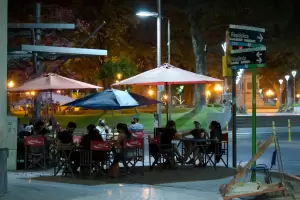 El COE dispuso la ampliacin de horarios para locales gastronmicos