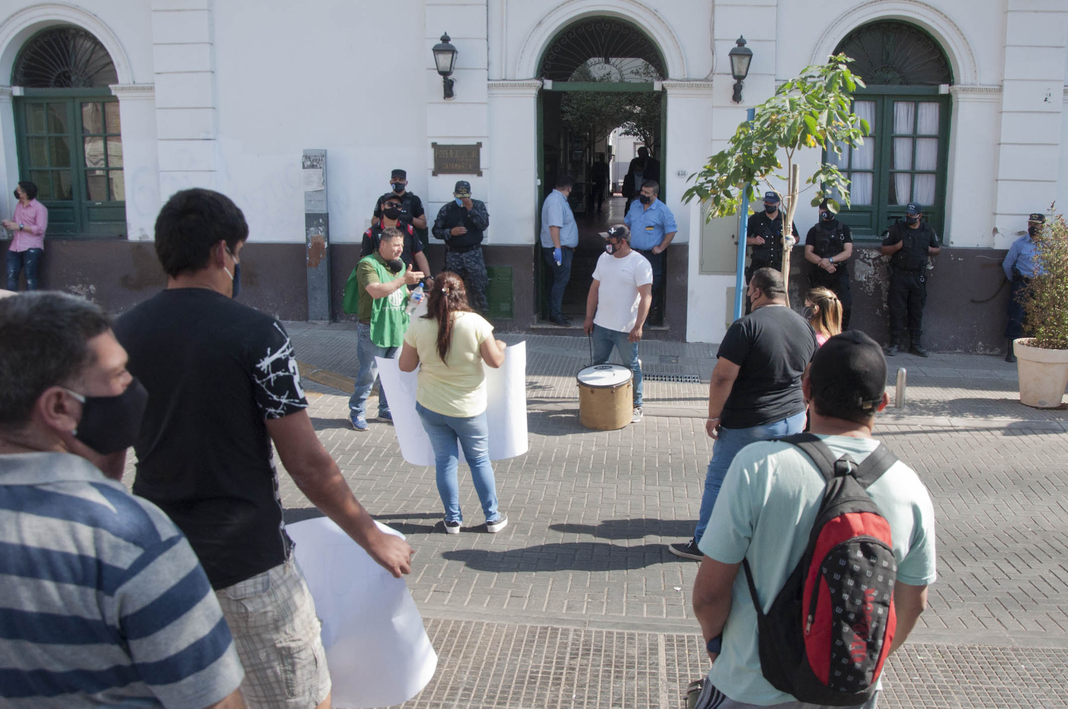 ATE Valle Viejo lleva su reclamo frente a la Corte de Justicia - La ...