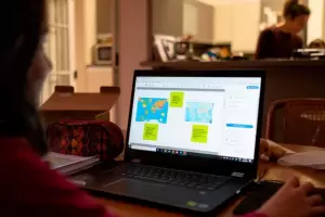 Preocupante: 52% de ausentismo virtual de alumnos