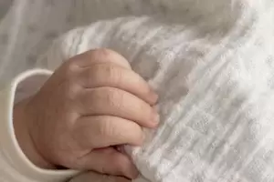 Muri una beba de 11 meses por coronavirus en Santa Fe