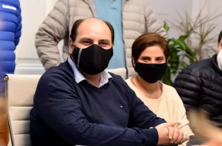 Intendente. Gustavo Saadi.