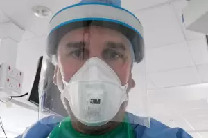 Vacuna de Oxford: un enfermero voluntario dio positivo de Covid-19