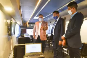 Desde el Ejecutivo, negaron la renuncia del ministro Francisco Gordillo de Educacin