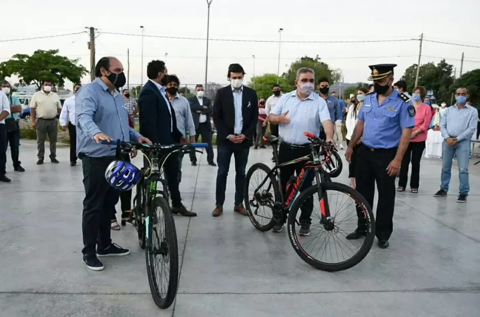 Ayer, Jalil comparti� un recorrido con el intendente Saadi.