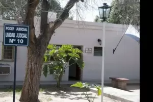 Denunciaron a una mujer por estafa de venta de ropa