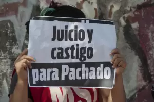 Caso Pachado: famililares y amigos reclamaron justicia frente al Obispado