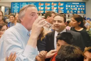 Ral Jalil, Nstor Kirchner y la foto indita en una heladera del centro