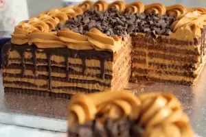 Golosos: eligieron a la chocotorta como el mejor postre del mundo