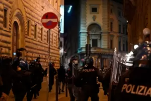 Por la segunda ola de coronavirus, Reino Unido, Alemania y Grecia vuelven al confinamiento