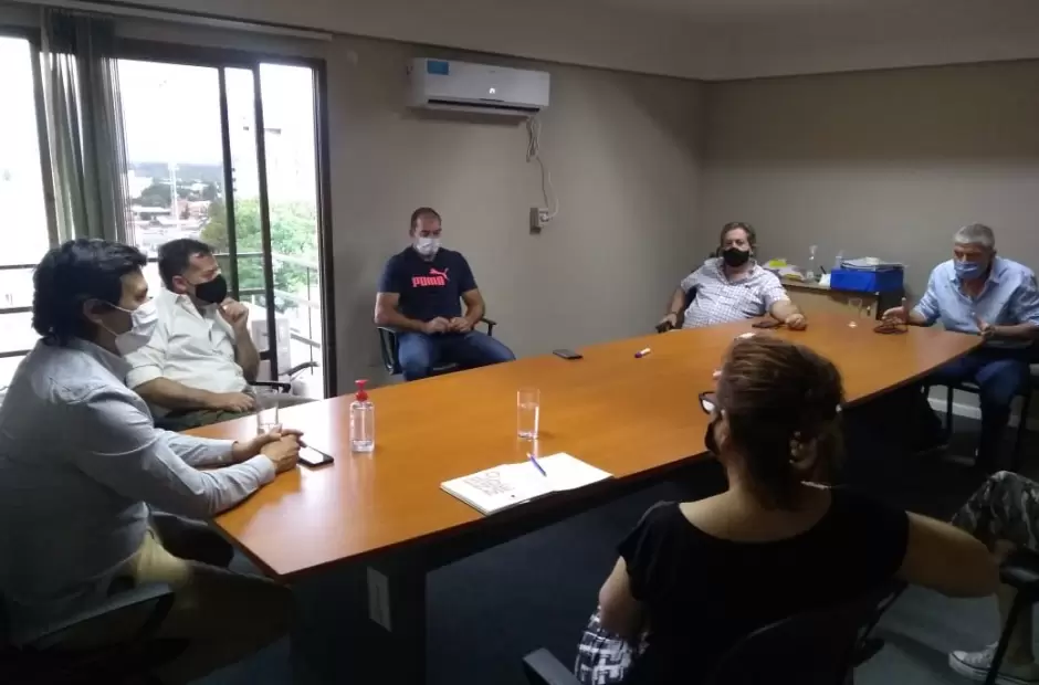 Aguirre recibi� a los representantes del sector privado.