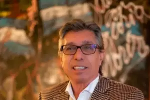 Renunci el ministro Luis Maubecn