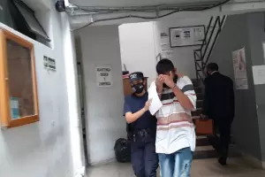 Acusado de asalto a la heladera Via Bana no declar