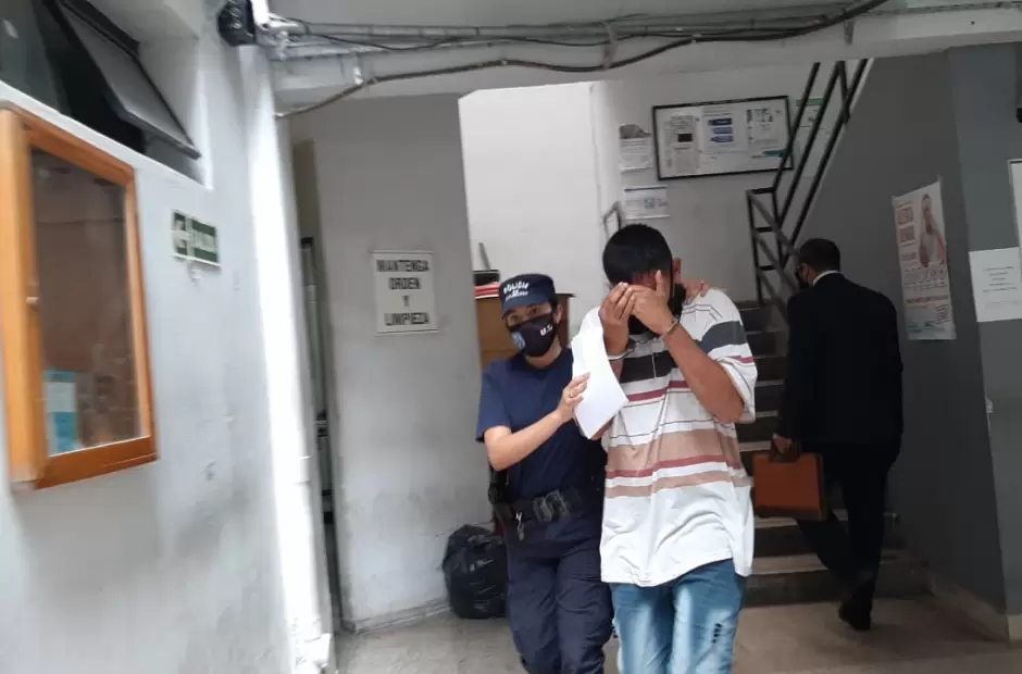 Rivera, luego de abstenerse a declarar ante el fiscal.