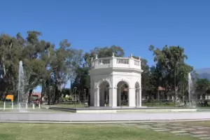 Grave accidente de un estudiante durante ensayo de presentacin de buzos