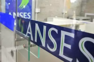 Anses otorga un bono de ayuda escolar de $6214