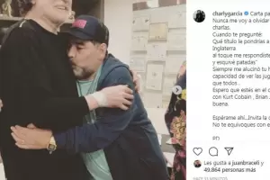 Charly Garca: Esperame ah... invita la casa