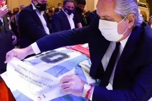 Alberto Fernndez habl de los incidentes en la despedida de Maradona: Si no organizbamos el velorio todo hubiera sido peor