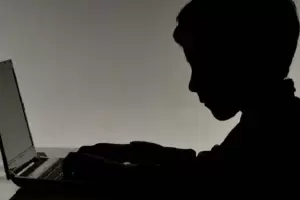 Peritaron el telfono celular del groomer y hoy ser indagado