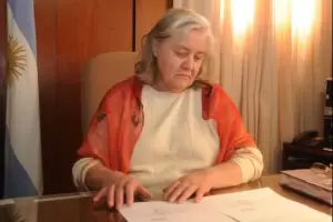 Amelia Sesto de Leiva present su renuncia a la Corte de Justicia