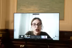 El duro discurso de una provida y crticas al Papa, en la tercera jornada de debates sobre el aborto