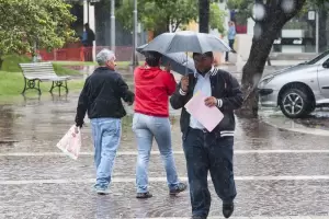Viernes muy pasado por agua: alerta de tormentas fuertes