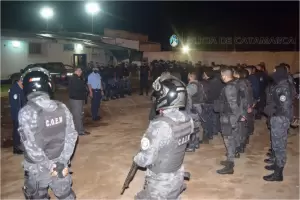 Operativo de seguridad: detenidos, secuestro de vehculos y droga, y una fiesta desalojada