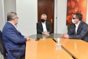 Jalil y Senz se reunieron con Ferraresi