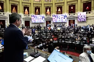 EN VIVO: Diputados debate la legalizacin del aborto en el recinto