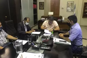 Vialidad Provincial pavimentar calles del centro de Mutqun