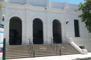 Denunci a un profesor de la Facultad de pedirle sexo a cambio de aprobarla