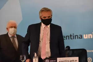 Alberto Fernndez negocia la compra de 15 millones de vacunas chinas, mientras aguarda que Rusia autorice la Sputnik V